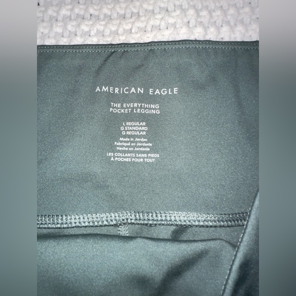 American Eagle The Everything Pocket Legging Size L - Picture 8 of 8